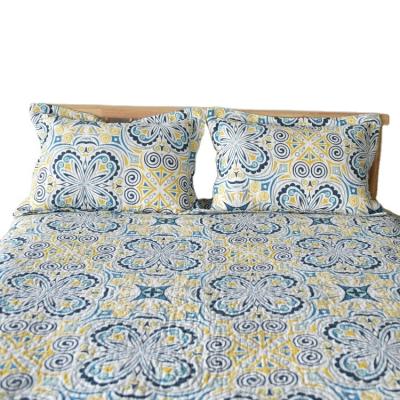 China Nondisposable High Quality Custom Design Quilted Knitted Microfiber Comforter Bedding Set For Queen Bedroom for sale