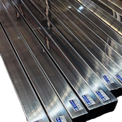 China Tubos quadrados de aço galvanizado de carbono 40x40 mm ASTM S235JR para aplicações industriais à venda