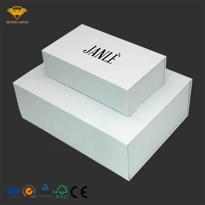 China Eco Friendly Recycled Materials Flip Top White Small Folding Paper Box Custom Hard Luxury Magnetic Gift Box for sale