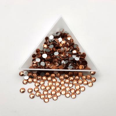 China Flatback Flatback Light Peach Non-Hot Fix Glass Rhinestone Flat Back Around Loose Rhinestones For Dress for sale