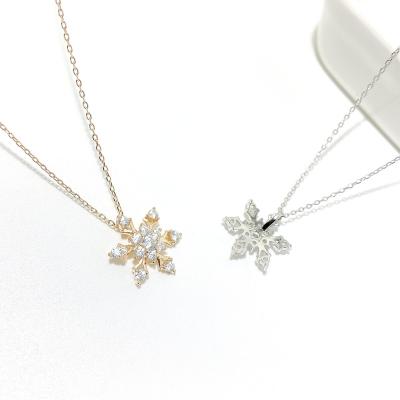 China 2022 CLASSIQUE New Arrival 925 Sterling Silver Gold Plated Iced Out Zircon Snowflake Pendant Necklace For Women for sale