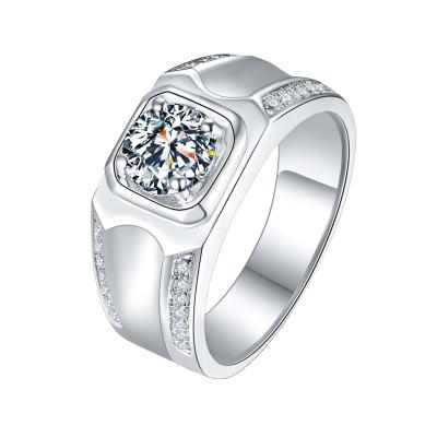 China Brilliant Vintage 925 Sterling Silver Gold Plated Ring Jewelry, 1 ct D Color VVS Moissanite Diamond Male Ring for sale