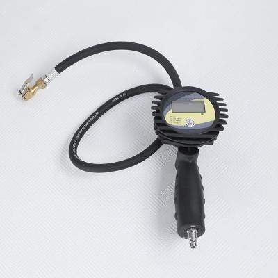 China Tire Pressure Monitor 200 Psi professional digital tire air pressure gauge for sale