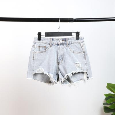 China Summer Breathable Fashionable Jean Shorts Wide Skinny Women' S Loose Jeans Hot Pants for sale