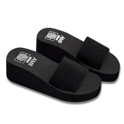 China Fashion Trend Slippers Women Casual Indoor Slippers Shape Sandal Wedge Platform Strappy Slips Slippers for sale