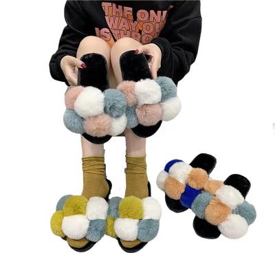 China Fashion Trend Women's Daily Slippers Summer Open Round Slippers Tending Cute Fur Fluffy Slippers Women's Flat Sandals Color Blocks Outside for sale