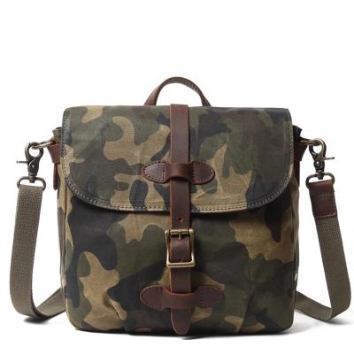 China New Arrived Waterproof Canvas Brown Leather Camouflage Shoulder Bag Fashion Men Messenger Bags for sale