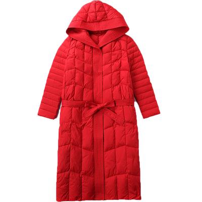 China Custom Made Winter Waterproof Premium Red Brown Fashion OEM Long Stripper Plus Size 900 Fill Duck Goose Lightweight Down Jacket For Women for sale