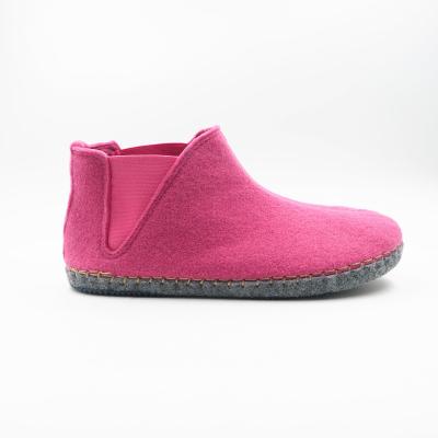 China 2022 fashion trend warm slipper wool felt upper rubber outsole fuchsia boot for sale