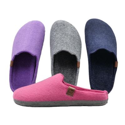 China 2022 fashion trend warm slipper wool felt upper rubber outsole base slipper for sale