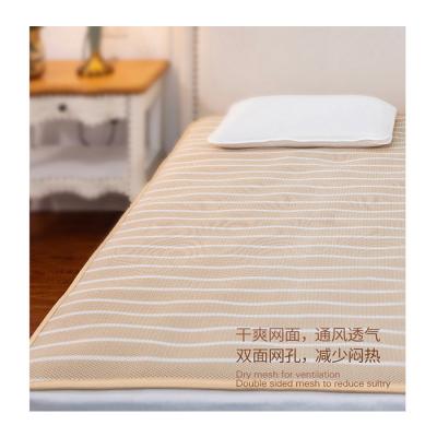 China Living Room Home Bedding Summer 3d Sleep Foldable Easy Cooling Clean Foldable Mat for sale