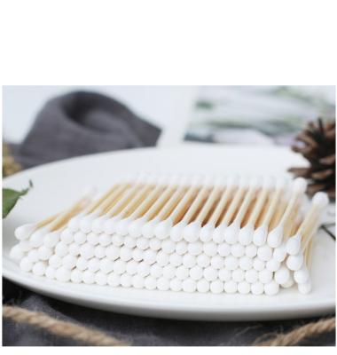 Cina Personal Care Bamboo Cotton Buds Bamboo Sticks With Double Head in vendita