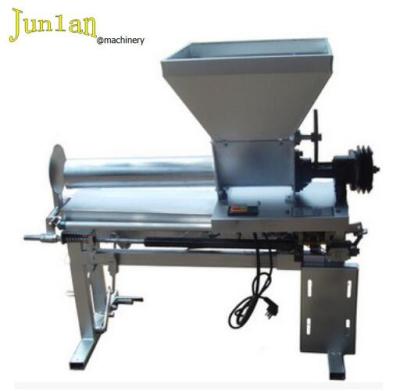 China machinery & Material can use different bags clutch-brake electric mushroom spawn bagging machine for sale