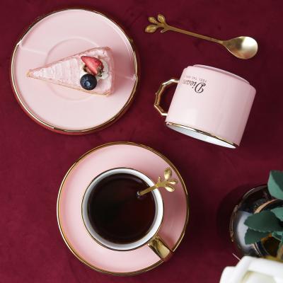 China Wholesale Nordic minimalist style home ceramic coffee cups mugs gold handle ceramic coffee cup and saucer sets for sale