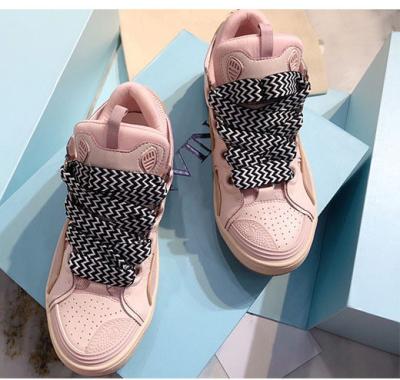 China Fashion Trend Lady School Girls New Styles Graffiti Platform Sneaker Shoes Women Designer Fashion Walking Casual Shoes for sale