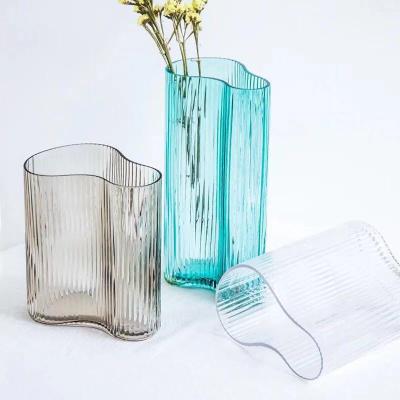 China Europe Wholesale Nordic Glass Vases For Home Decor Luxury Vase Flower Vase Modern Creative Modern Glass Vases for sale