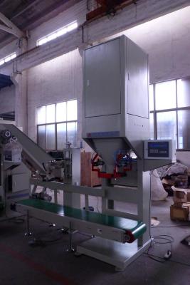 China Industrial Wheat / Corn / Bean Auto Bagging Machines 2500*800*3000mm for sale