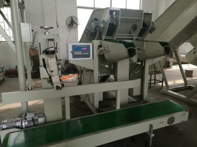 China 600-700bags Potato Bagging Machine;  Potato Net Bag Packaing Machine Manual Potato Bagger for sale