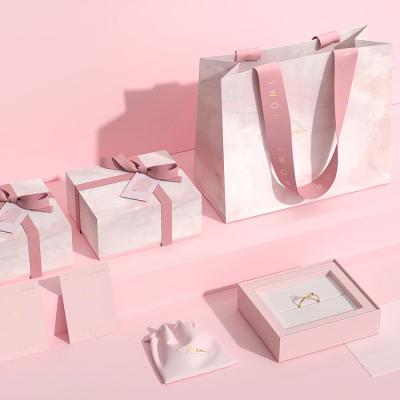 China Recyclable Personalized Custom Cosmetic Packaging Gift Box, New Logo Pink Folding Box, High End Gift Folding Box for sale