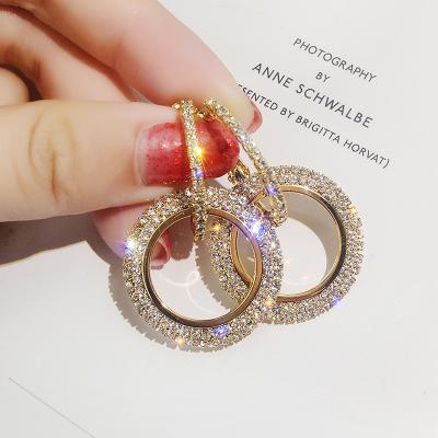 China FASHIONABLE creative crystal rhinestone rhinestone circle round gold and silver wedding party round earrings for sale