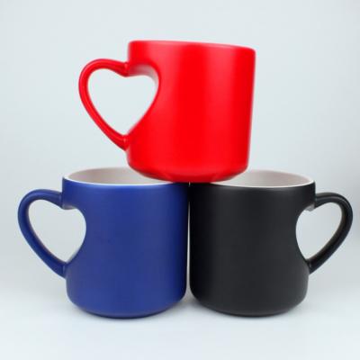 China MT06 Heart Handle Sublimation Color Changing Mug Viable Hot Selling Digital Image Printing Mug Promotion Gift for sale