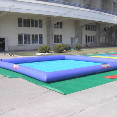 China PVC 0.90 mm PVC Flamingo Pool Float Giant Inflatable Swimming Pools Outdoor for sale