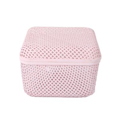 China Sustainable Wholesale Pink Chip Storage Basket Grid Bamboo Weave Basket Storage Baskets With Bamboo Lids for sale