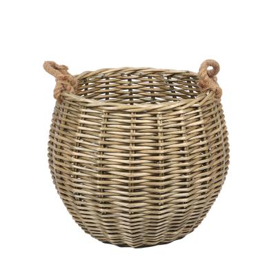 China New fashion sustainable round busket multifunctional wicker storage basket with handle wicker baskets for storage organization for sale