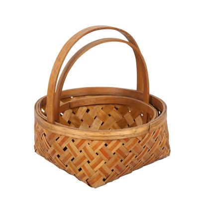 China Sustainable Natural Fir Leaf Gift Woven Wooden Baskets For Women Wood Baskets For Gifts Hamper Boxes Gift Basket for sale