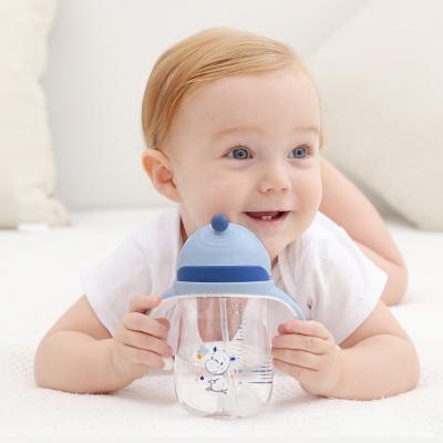 China BPA Free AliGan-Baby Bottle Kids Drinking Platypus 280ml Learn To Drink Straw Household Drop-proof Training Feeding Milk Bottles for sale