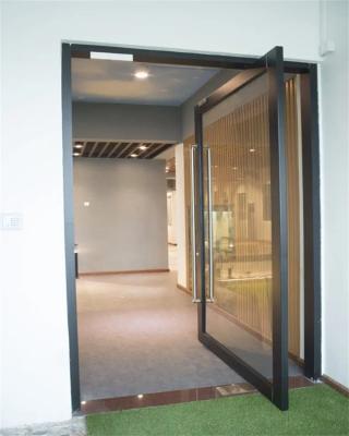 China Low-Maintenance High-Design Pivot Doors for Residential and Commercial Spaces for sale