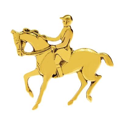 China Custom Made Europe Man On Horse Vintage Pin Badages Classic Design Animal Brooch 2 Colors New Arrival Available 2022 for sale