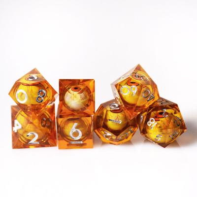 China Disturb free game dice customize New Resin dice with rolling eyeball in the center for Dungeons and Dragons Game for sale