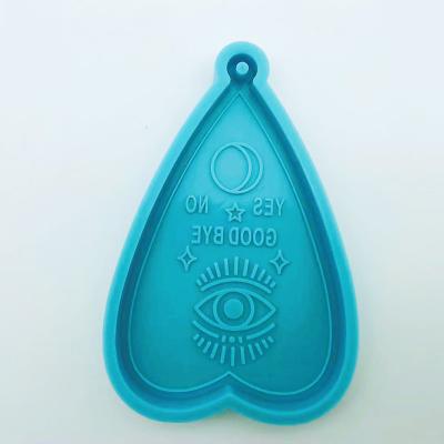 China New Design Sustainable Eye Of Light Shape Silicone Epoxy Chain Mold for sale