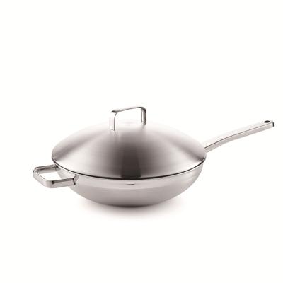 China Sustainable quality high kitchen cookware 30cm stainless steel wok pan Dome Lid Cooking Pot Stainless Steel Wok Non-stick wok for sale