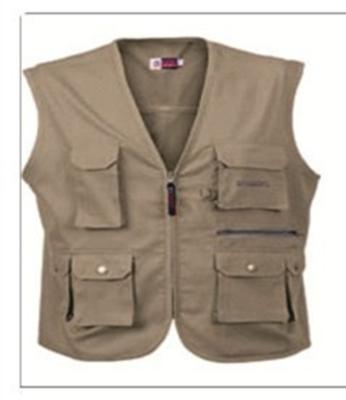 China 100% Cotton Or Polycotton Thick Multi Pocket Winter Work Vest for sale