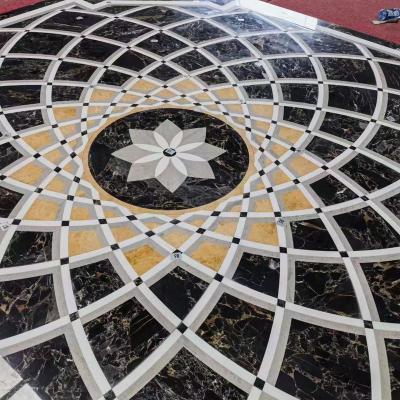 China Modern Waterjet Black and White Marble Mosaic Tile for sale