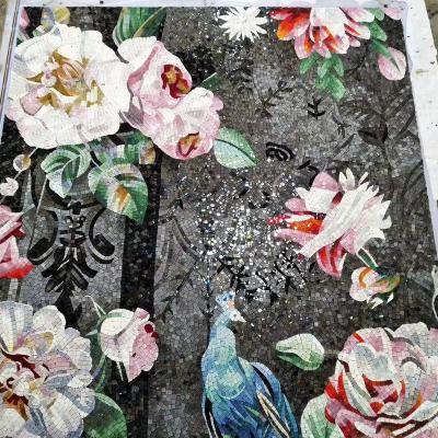 China Modern Custom Glass Mosaic Decoration Art Tile Cutting Mosaic Glass Mural for sale