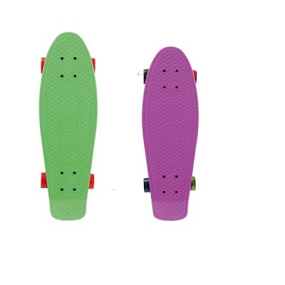 China 22 Inch Juvenile Mini Full Deck Plastic Board Cruiser Skateboard White With Big LED Wheel for sale