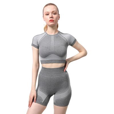 China QUICK DRY Sportswear Ladies Yoga Sets Wear Stylish Short Outdoor Workout Active Yoga Suit For Women for sale