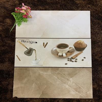 China Glazed Metallic Interior Wall Tiles 300x450mm Glossy White Kitchen Tiles for sale