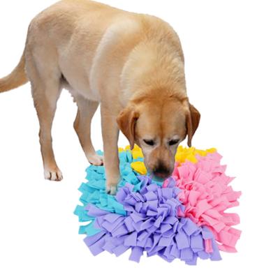 China Viable Dog Sniffing Mat For Relieve Stress Puzzle Mat Find Food Training Blanket Sniffing Mat Pad for sale