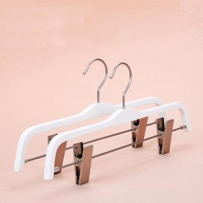 China Behind Doors/On Walls Popular White Staples Skirt And Pants Hanger Plywood Pants Hanger For Trousers for sale