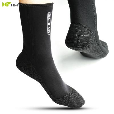 China Flexible 3mm Neoprene Beach Color Mens Womens Surfing Wetsuit Socks Water Socks Diving Socks for sale