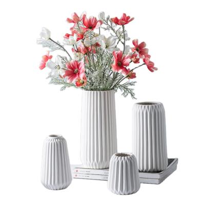 China 2021 Nordic Simple Modern Creative Hydroponic Flower Arrangement Home Living Room Ornaments Minimalist Ceramic Vases for sale