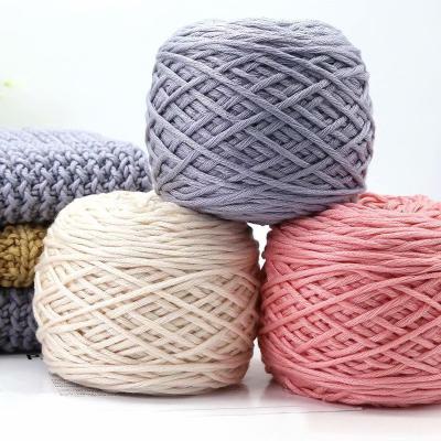 China Wholesale Anti-pilling Various Strands 200g Acrylic Yarn Chunky Soft Warm 100% Colors 16ply For Hand Knitting Crochet Scarf Wool Yarn for sale