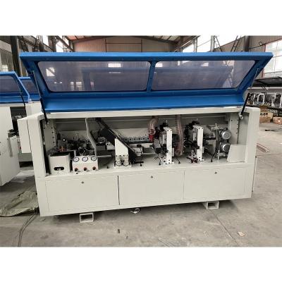 China Terminar eficientemente sus proyectos de carpintería con M5 Auto Edge Banding Machine a 0.6Mpa en venta