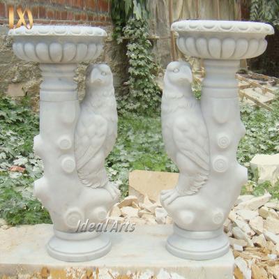 China Modern Garden Arts Europe Ideal Stone Quality Modern Outdoor Marble Animals Carving Planter for sale