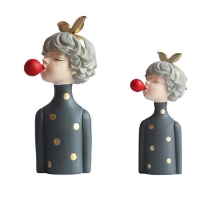 China China Decoration Modern Home Accessories Maid Figurines Sweet Resin Art Wedding Birthday for sale