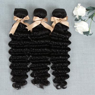 China Brazilian Straight Deep Wave Deep Wave Bundles With Closure 30 32 34 Inch Deep Wave Hair With Closure And Curly Deep Wave Bundles Closure for sale